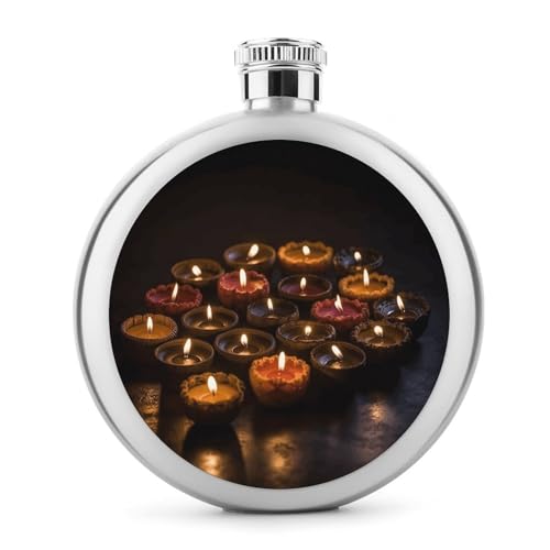 Candle in Darkness Flachmann, Edelstahl, auslaufsicher, tragbar, rund, Weinflasche für Camping, Angeln, Hochzeit, Party, 142 ml Candle in Darkness Flachmann, Edelstahl, auslaufsicher, tragbar, rund, Weinflasche für Camping, Angeln, Hochzeit, Party, 142 ml von BSCKKDMN