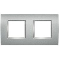 Livinglight Tech quadratische Platte 2 x 2 Module LNA4802M2TE Livinglight Tech quadratische Platte 2 x 2 Module LNA4802M2TE von BTICINO