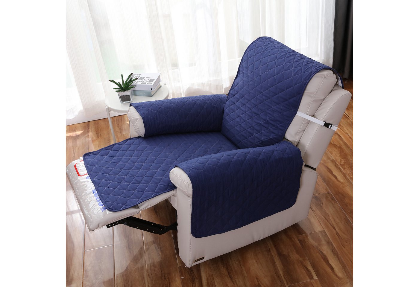 BTTO Sesselschoner Sesselbezug Möbelschutz mit elastischem Band, Gesteppter Sofaschoner, 55 x 200 cm BTTO Sesselschoner Sesselbezug Möbelschutz mit elastischem Band, Gesteppter Sofaschoner, 55 x 200 cm von BTTO