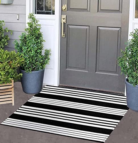 Schwarz und Weiß geschichtete Fußmatten 50 x 80 cm gestreifte Fußmatte Outdoor maschinenwaschbar Willkommen Matten Veranda Indoor Outdoor Fußmatte von BUAGETUP