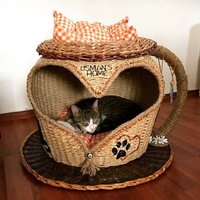 Einzigartiges Katzen-Etagenbett, Maisonette-Katzenhaus, Tassenförmiges Katzenhaus, Modernes Möbel, Umweltfreundliches Haustierheim, Papier Wicker von BUKETISTANDesign