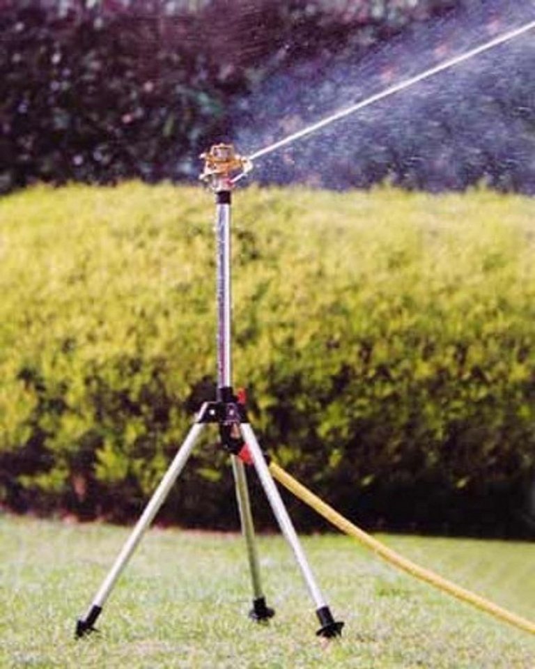 BURI Kreisregner Gartensprenger mit Stativ Teleskop Rasensprenger Kreisregner Gartenbew von BURI