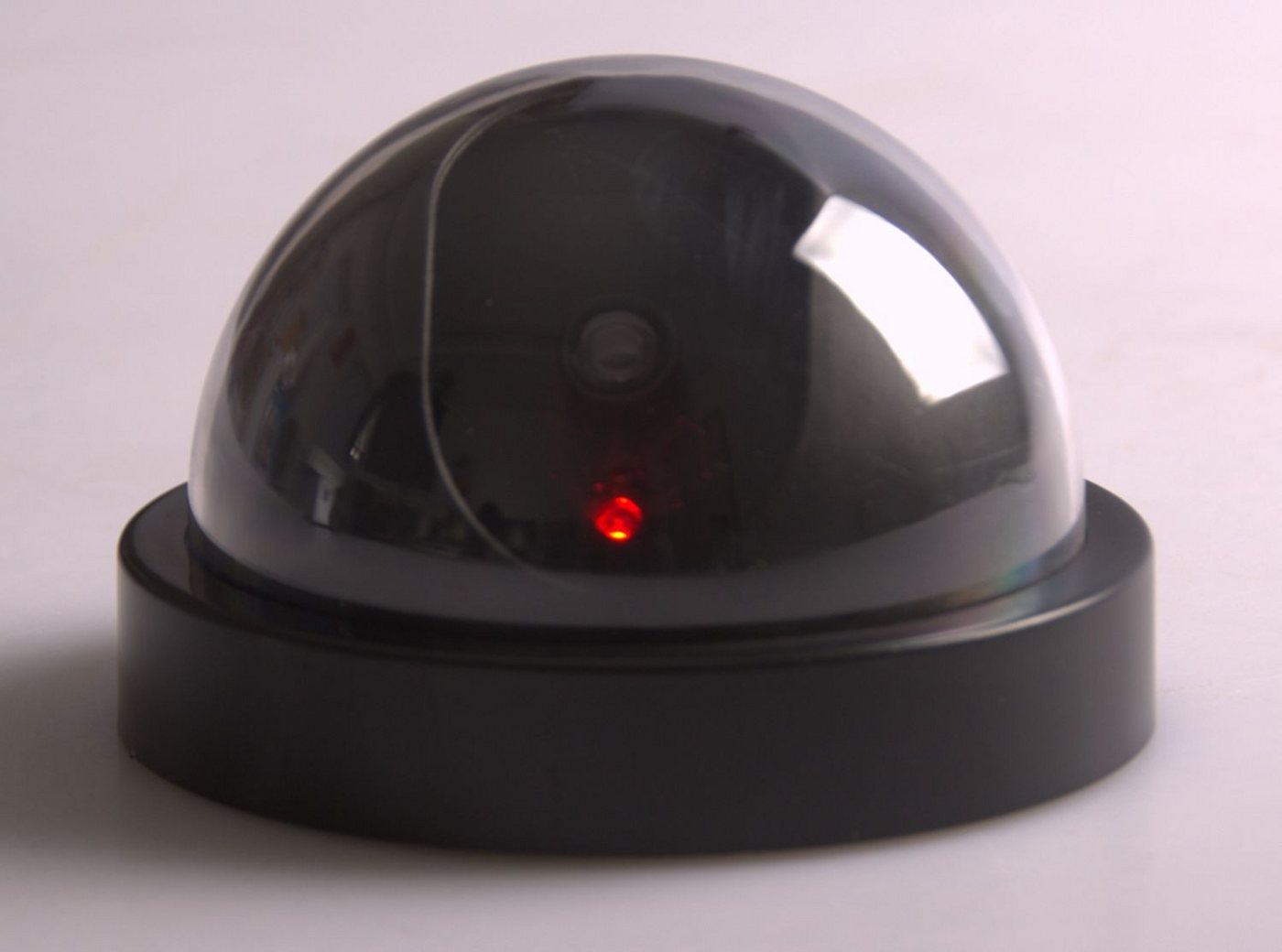 BURI Überwachungskamera Attrappe Sicherheitskamera-Attrappe mit rotem LED Dummy Fake Kamera Drahtlos von BURI