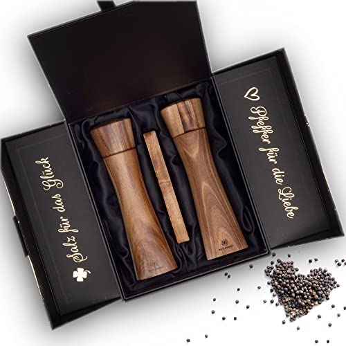 BUTLERBELL® Salz und Pfeffermühle Holz inkl. Untersetzer in Luxus Geschenkbox ideal als Hochzeitsgeschenk | Geschenke zur Hochzeit | Hochzeitsgeschenke für Brautpaar | Einweihungsgeschenk von BUTLERBELL