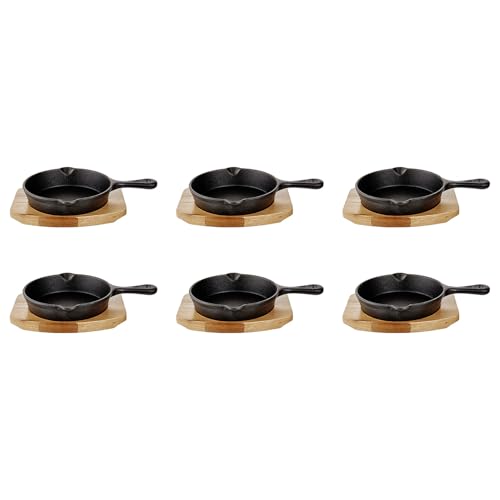 BUTLERS (6 Stück Mini-Servierpfanne 22x15 cm - HOT IRON - Gusseisenpfanne mit Akazienholz-Untersetzer | Ideal für heiße Speisen BUTLERS (6 Stück Mini-Servierpfanne 22x15 cm - HOT IRON - Gusseisenpfanne mit Akazienholz-Untersetzer | Ideal für heiße Speisen von BUTLERS