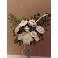 Vintage Button Bokay ~ Brautjungfer Shabby Chic Verpackung Topper-Individualisierbar Nur Für Sie von BUTTONSandBEADS13