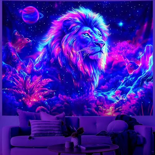 Schwarzlicht-Wandteppich, Motiv: Löwe, leuchtet im Dunkeln, UV-reaktives Schwarzlicht, aufrechtes Poster, Wandbehang für Schlafzimmer, Wohnheim, Wohnzimmer, Hintergrunddekoration (150 x 129 cm) von BVBOX