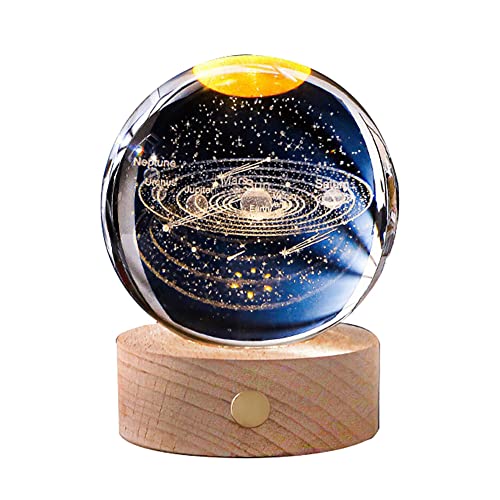 BYNYXI Sonnensystem Kristallkugel Nachtlicht, USB Touch Nachtlampe Ball Lampe mit Holzsockel Weißes Licht Raum Mond Erde Astronaut 8cm Sonnensystem Kristallkugel Nachttischlampe Geschenke für Kinder von BYNYXI