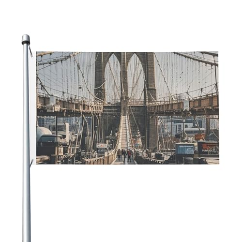 Brooklyn Bridge Willkommens-Gartenflagge, 90 x 150 cm, kein Verblassen, doppelseitige Hausflaggen, Outdoor-Banner, Dekoration für Innenhof, Veranda, Rasen Brooklyn Bridge Willkommens-Gartenflagge, 90 x 150 cm, kein Verblassen, doppelseitige Hausflaggen, Outdoor-Banner, Dekoration für Innenhof, Veranda, Rasen von BYPPJGH