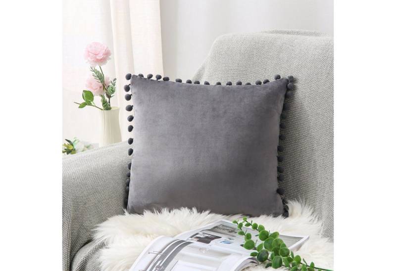 BYSURE Kissenbezug, 2er Set Samt Kissenbezüge, mit Pompons, 45x45 cm BYSURE Kissenbezug, 2er Set Samt Kissenbezüge, mit Pompons, 45x45 cm von BYSURE