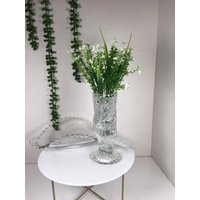 Fenton Daisy & Button Hand Füllhorn Vase Klarglas Art Deco Hollywood Regency Cottage Bauernhaus von BabbettesYesterday