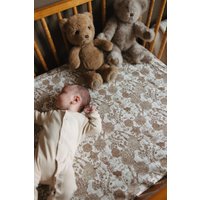 Spannbettlaken Babybettchen Toile Beige Creme Neutral Minilaken Enten Häschen Blumen Wickelauflage Bezug Beige Minimal von Babiease