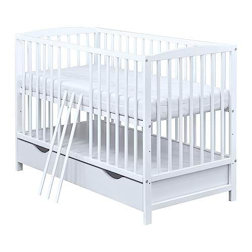 Baby Delux Babybett 60x120 Schutzgitter Kinderbett 2in1 Weiß Matratze umbaubar zum Juniorbett Schublade von Baby Delux