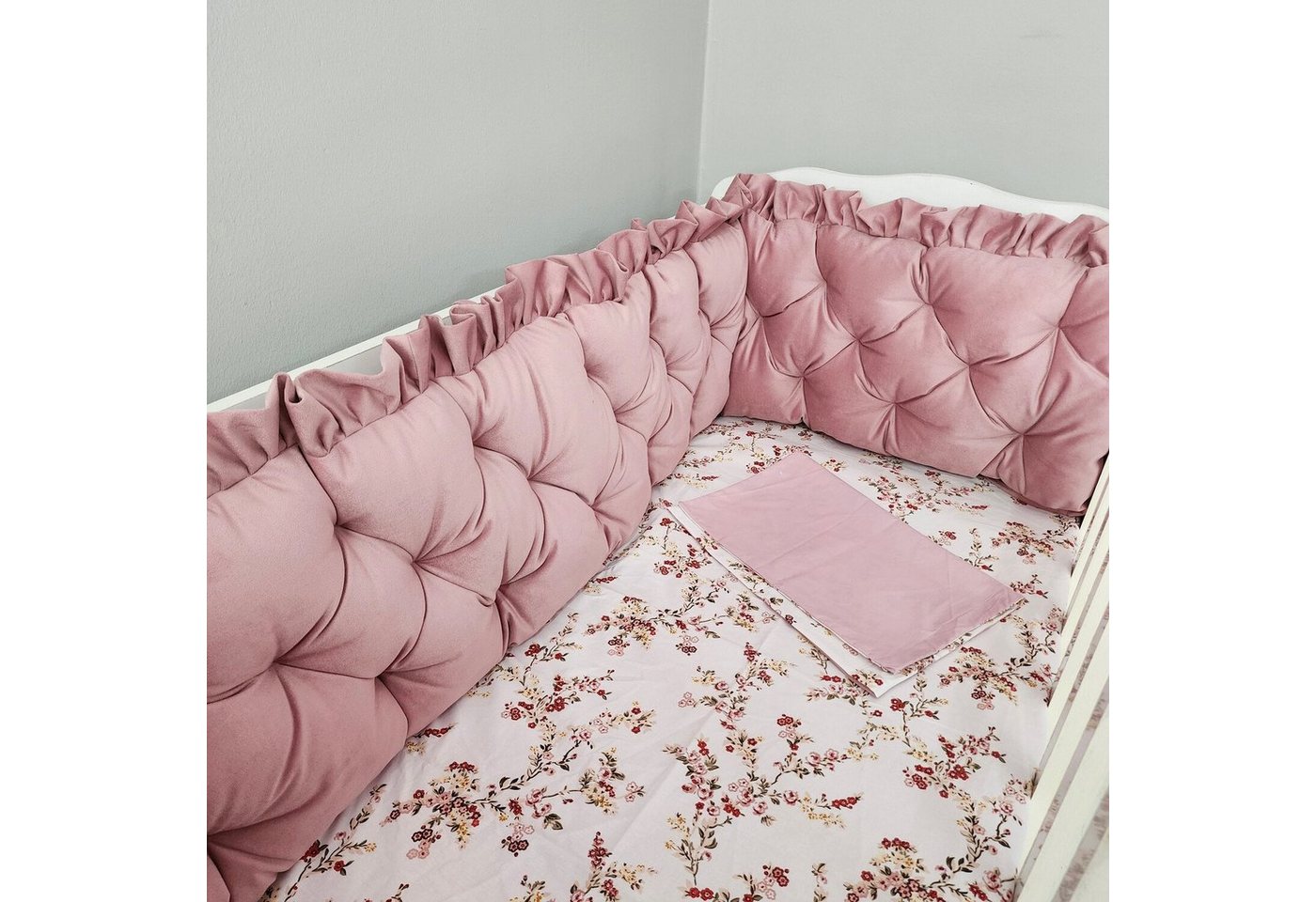 Baby Fancyroom Bettnestchen Samt Bettumrandung Nestchen Volant Kantenschutz Babybett Gitterbett, (weicher Samtstoff, hochwertig, Bettwäsche oder Bettumrandung), Mit Liebe handgefertigt, Premium Samt, Babynestchen, Babynest von Baby Fancyroom