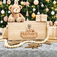 Personalisierte Hölzerne Heiligabend Box Plakette | Names Spezielle Lieferung Kistenschild Urlaub Topper Dezember Namensschild von BabyAndBloomCo