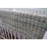 Safari Abenteuer Handgestrickte Baby Decke von BabyBlanketsByJen