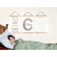 Kinderzimmer Namensbanner, 3Er Set Leinwand, Alphabet Leinwand Wandbehang, Make Your Dreams Happen Print, Wald Deko von BabyTriffle