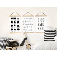 Schwarz-Weißes Alphabet Poster Zahlen Und Formen, Leinwand Wandbehang Set Von 3 Drucken, Lernbanner, Dekor Gerahmte Kunst Kinder Spielzimmer von BabyTriffle