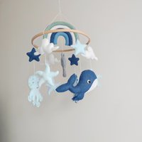 Babymobile Blau Ozean Wal Kinderzimmer Babybett Mobile Hängende Baby Meer Neugeborene Baby-Dusche-Geschenk von OliinykAnnaStore
