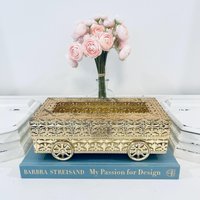 Vintage Filigrane Taschentücherbox Hollywood Regency Gold Ton Metall Verziert Messing von BackInTimeByAmanda