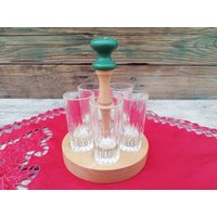 Vintage 70Er Jahre Schnapsgläser Set 5 Whisky-Trinkbecher Mit Holzständer von BackinthepastShop