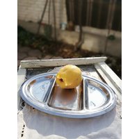 Vintage Edelstahl Serviertablett 1970Er Jahre Cocktailplatte Mit 3 Ablagen Vintage Edelstahl Serviertablett 1970Er Jahre Cocktailplatte Mit 3 Ablagen von BackinthepastShop