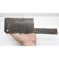 Vintage Fleischschneider - Rostiges Fleischmesser Schweres Primitives Fleischgehäkelt Eisen Fleischhacker Küchenbeil Steakschneider von BackinthepastShop