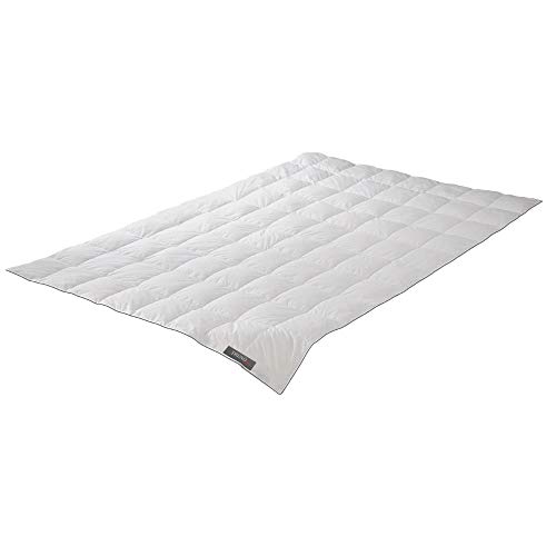 Badenia Trendline Comfort Daunendecke, Leichte Sommerdecke mit 90% Daunen & 10% Federn der Klasse I, 135 x 200 cm, Down Pass geprüft & Öko-Tex zertifiziert, produziert nach deutschem Qualitätsstandard Badenia Trendline Comfort Daunendecke, Leichte Sommerdecke mit 90% Daunen & 10% Federn der Klasse I, 135 x 200 cm, Down Pass geprüft & Öko-Tex zertifiziert, produziert nach deutschem Qualitätsstandard von Badenia Trendline