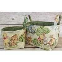 2Er Set Winnie The Pooh Eeyore Tigger Park Toile Stoff Windelkorb Bin 2Er Set Winnie The Pooh Eeyore Tigger Park Toile Stoff Windelkorb Bin von BaffinBags