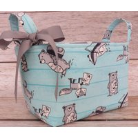 Wald Wandern Bären Füchse Auf Blau - Stoff Bin Aufbewahrungsbehälter Korb Baby Zimmer Dekor von BaffinBags