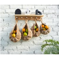 Gehäkelte Blumenampel Aus Jute | Hängeküchenkorb Jutetropfenkorb Gehäkelter Obstkorb Jute Gemüsekorb Gehäkelte Blumenampel Aus Jute | Hängeküchenkorb Jutetropfenkorb Gehäkelter Obstkorb Jute Gemüsekorb von BagoEco
