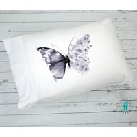 Schmetterlings-Kissenbezug Für Ein Fliederfarbenes Zimmer, Hübscher Natur-Kissenbezug Teenager-Mädchenzimmer, Gästezimmer-Kissenbezug Queen-Size Schmetterlings-Kissenbezug Für Ein Fliederfarbenes Zimmer, Hübscher Natur-Kissenbezug Teenager-Mädchenzimmer, Gästezimmer-Kissenbezug Queen-Size von BDgiftsca