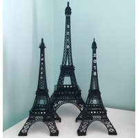Neu 6 ", 10" Metall Eiffelturm 2023 Jahr Topper Personalisierter Blumen Herzstück Turmdekoration Paris Brautparty von BakersMoldSupply
