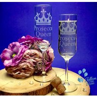 Prosecco Queen - Graviertes Sektflötenglas Glas von BalloonYourRoom