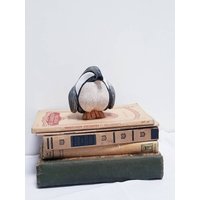 Vintage Terrakotta Und Bemalte Pinguin-Figur, Hergestellt in Uruguay. Handgeformte Süße Kleine Fette Pinguin-statuette von BalthazarBoutique