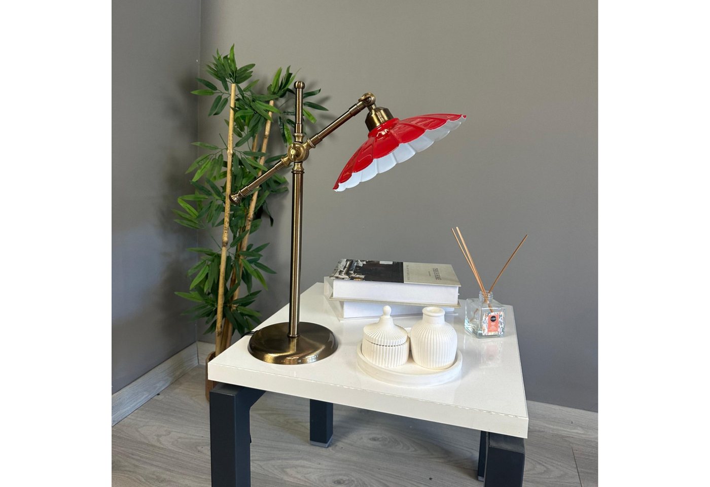 Bamyum Nachttischlampe Nachttischlampe mit Kabel Risso Metal, ohne Leuchtmittel Bamyum Nachttischlampe Nachttischlampe mit Kabel Risso Metal, ohne Leuchtmittel von Bamyum