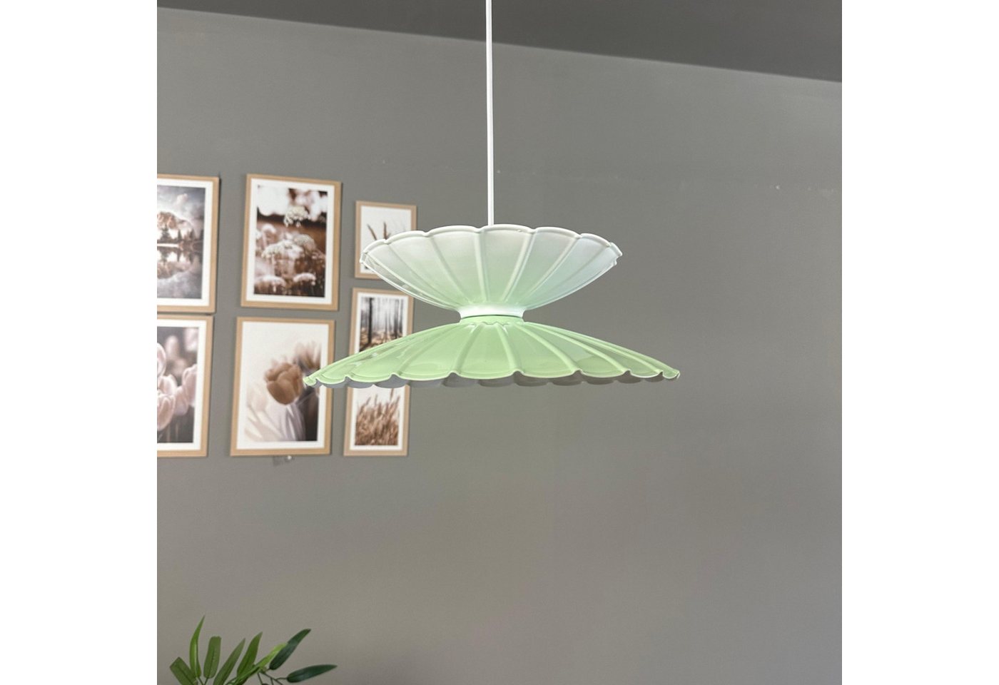 Bamyum Pendelleuchte Pendelleuchte Rubby Metall Ø34cm, Modern Hängelampe, ohne Leuchtmittel Bamyum Pendelleuchte Pendelleuchte Rubby Metall Ø34cm, Modern Hängelampe, ohne Leuchtmittel von Bamyum