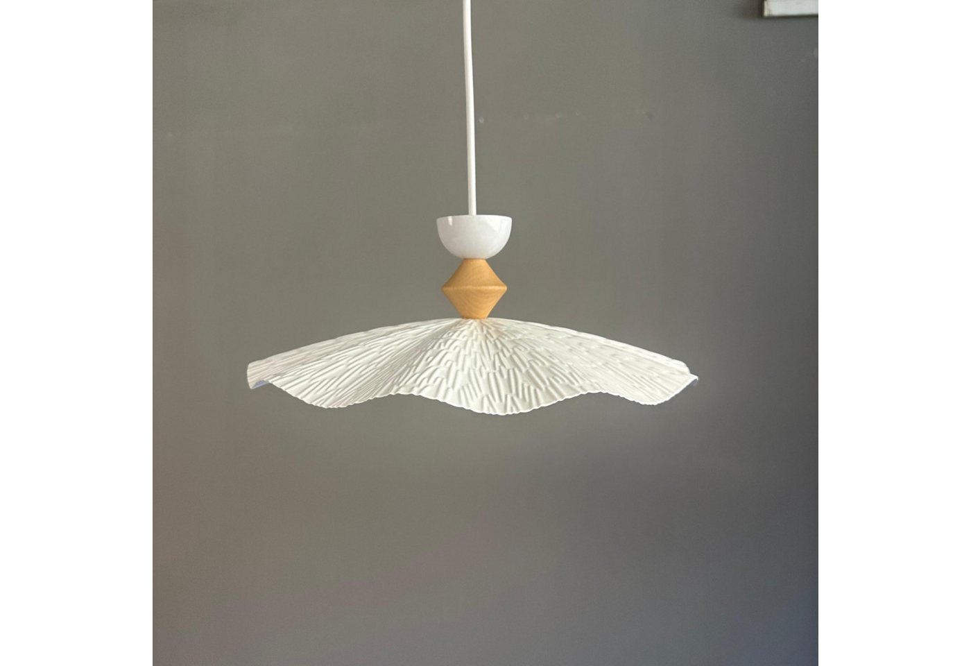 Bamyum Pendelleuchte Pendelleuchte Teyra Metall Ø34cm, Modern Hängelampe, ohne Leuchtmittel Bamyum Pendelleuchte Pendelleuchte Teyra Metall Ø34cm, Modern Hängelampe, ohne Leuchtmittel von Bamyum