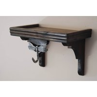 Single Dragon Fly Charlie Shelf Für Ecap Geräte von BandCCreationsLLC