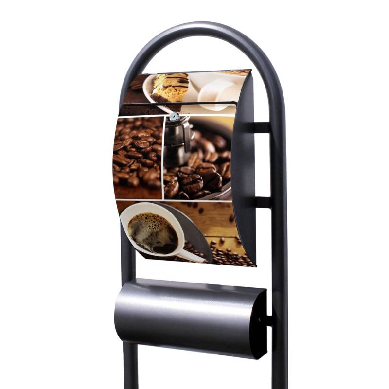 Banjado Standbriefkasten Hammerschlag Optik Größe 150x47x22cm Postkasten Freistehend Mit Zeitungsfach Motiv Kaffee&Schokolade von Banjado