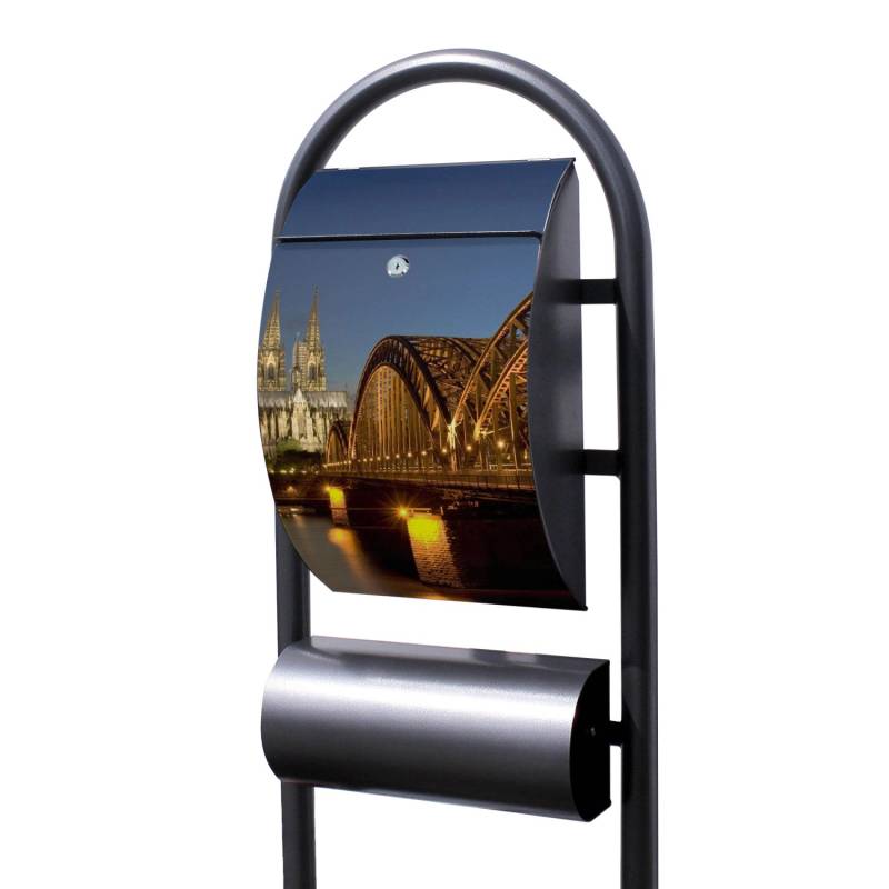 Banjado Standbriefkasten Hammerschlag Optik Größe 150x47x22cm Postkasten Freistehend Mit Zeitungsfach Motiv Köln von Banjado
