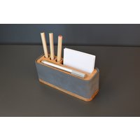 stifthalter Grau | Notizblock-Box Eiche Schreibtischaufbewahrung Beton Und Betondekoration 18x6x7cm stifthalter Grau | Notizblock-Box Eiche Schreibtischaufbewahrung Beton Und Betondekoration 18x6x7cm von BannikDesign