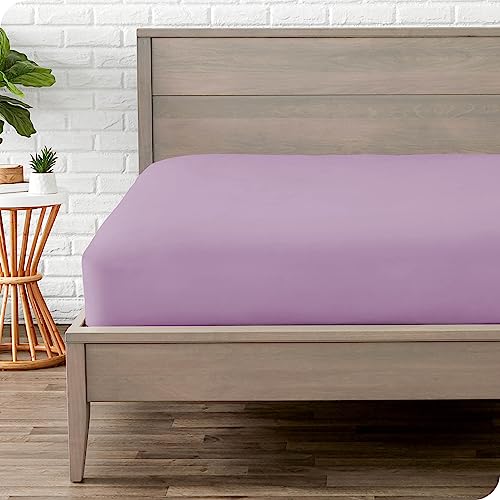 Bare Home Spannbetttuch - Premium 1800 Gebürstete Polyester-Mikrofaser - Extra weich, Knitterfrei, Farbbeständig, Fleckenresistent - Tiefe Taschen (180 x 200, Lavendel) von Bare Home