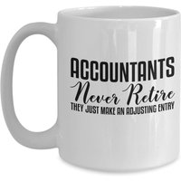 Im Ruhestand Buchhalter Becher | Cpa Ruhestandsgeschenk Buchhaltung-Geschenk Lustige Buchhaltung Prüfer von BargainsCat