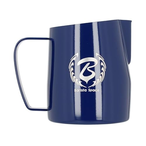 Barista Space Polished Silver Milk Jug optimal für Latte Art mit präziser Ausgusstülle, leicht und handlich, empfohlen von Weltmeistern – silverBlue - 450ml Barista Space Polished Silver Milk Jug optimal für Latte Art mit präziser Ausgusstülle, leicht und handlich, empfohlen von Weltmeistern – silverBlue - 450ml von Barista Space