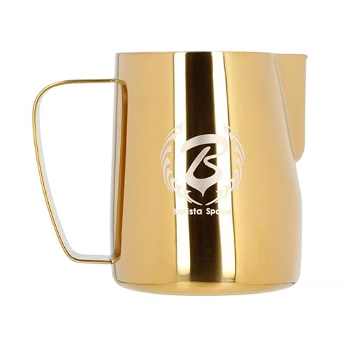 Barista Space Polished Silver Milk Jug optimal für Latte Art mit präziser Ausgusstülle, leicht und handlich, empfohlen von Weltmeistern – silverGolden - 600ml von Barista Space