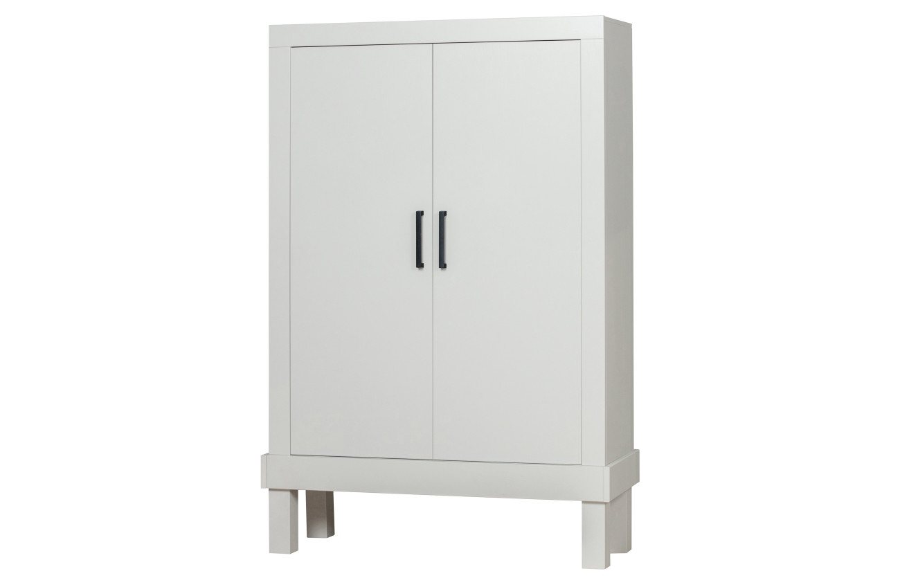 Basiclabel Buffet Bonk aus Kiefernholz mit Türen Basiclabel Buffet Bonk aus Kiefernholz mit Türen von Basiclabel