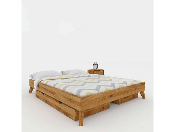 Dachschrägen Bett aus Wildeiche Massivholz Schubladen von Basilicana