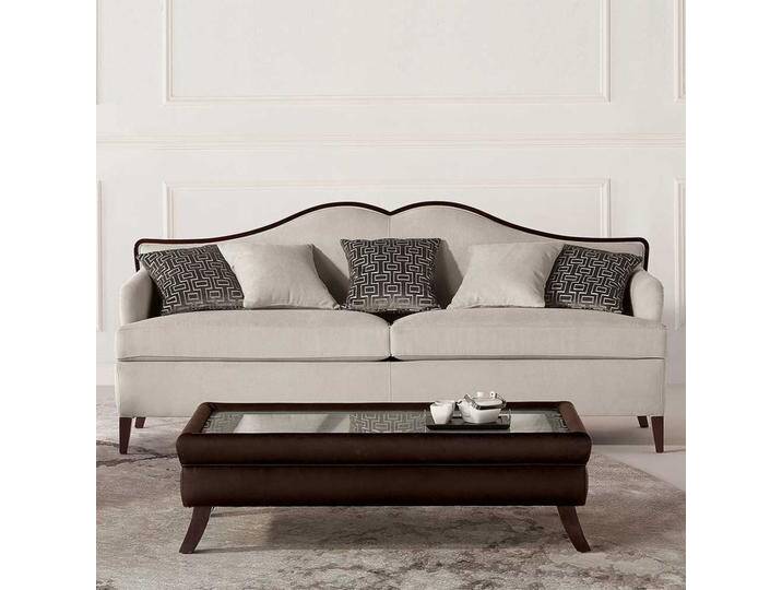 Dreisitzer Sofa im klassischen Stil 213 cm breit - 93 cm tief Dreisitzer Sofa im klassischen Stil 213 cm breit - 93 cm tief von Basilicana