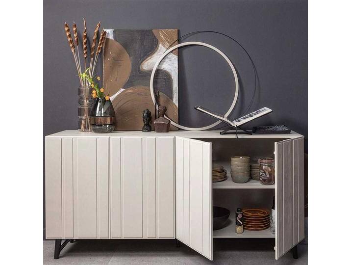 Esszimmersideboard hellgrau mit Vierfußgestell aus Metall 180 cm breit Esszimmersideboard hellgrau mit Vierfußgestell aus Metall 180 cm breit von Basilicana